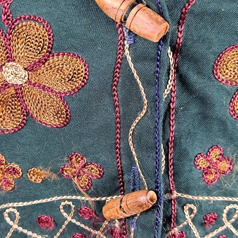 Solutions Petite Size Small Patchwork Floral Embr… - image 5